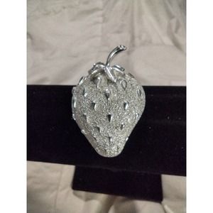 vintage sarah coventry brooch Silver Strawberry